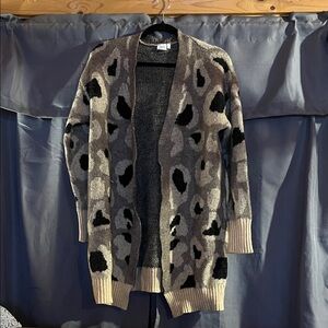 Chic Leopard Print Open Cardigan